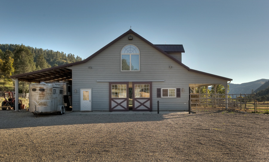 equestrian facility by aaron taylor construction